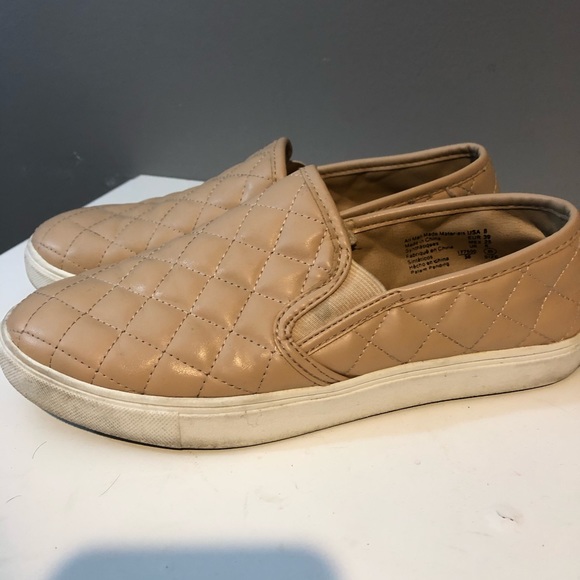 Slip-ons - Picture 2 of 4